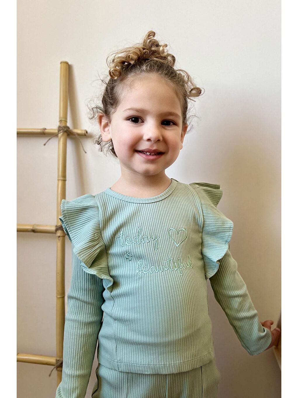 Kız Çocuk Taytlı Takım Yazı Nakışlı Paçası Yırtmaçlı Mint Yeşili (4-8 Yaş)-3