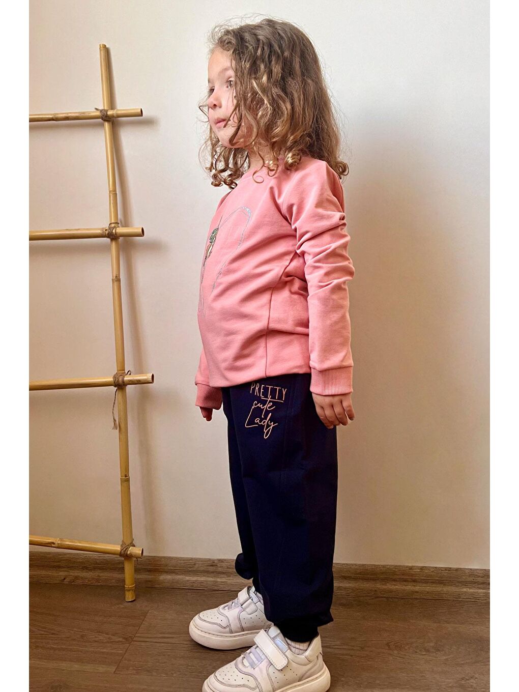 Pembe Kız Çocuk Eşofman Takım Havalı Kız Baskılı Gülkurusu (2-3 Yaş)-1