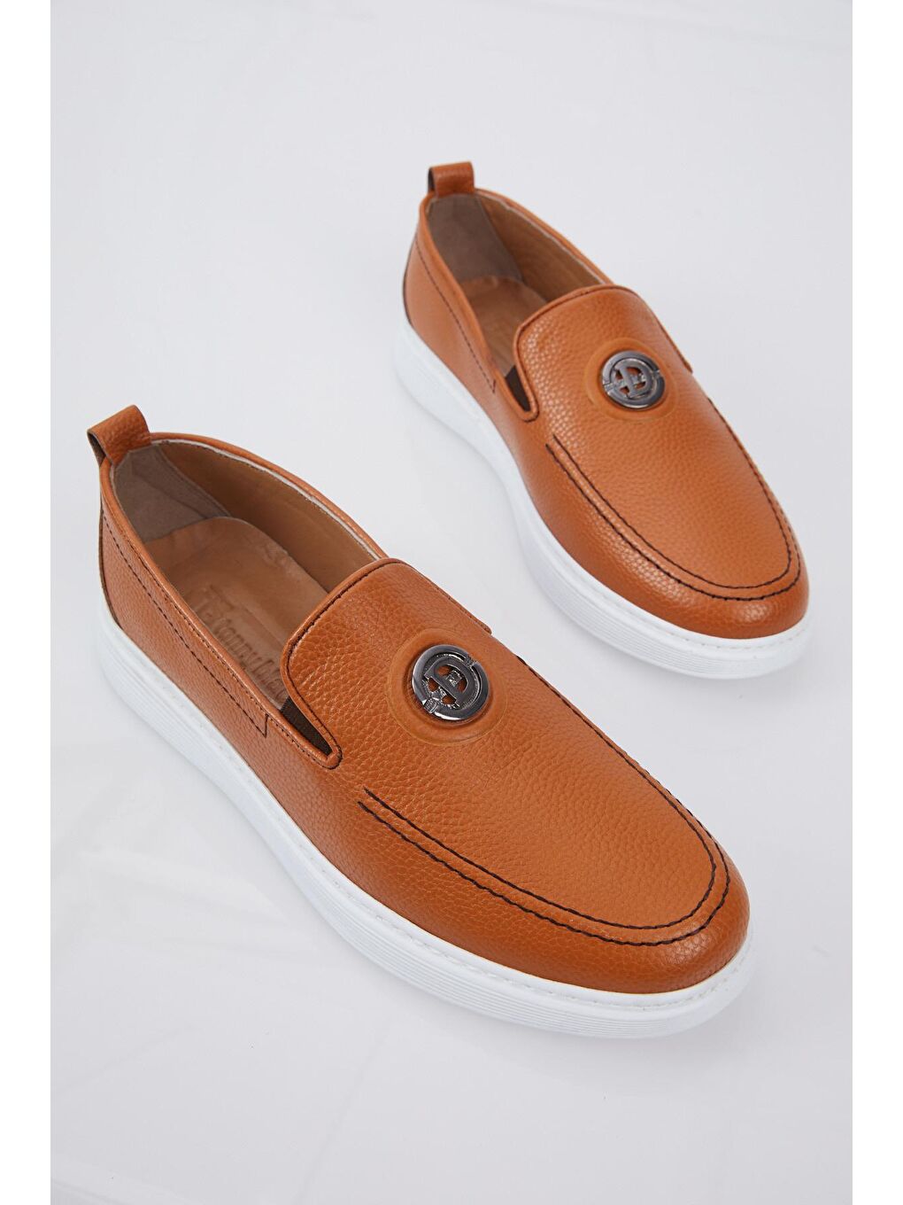 Kahverengi Erkek Taba Önü Toka Detaylı Rahat Kalıp Hakiki Deri Loafer-4