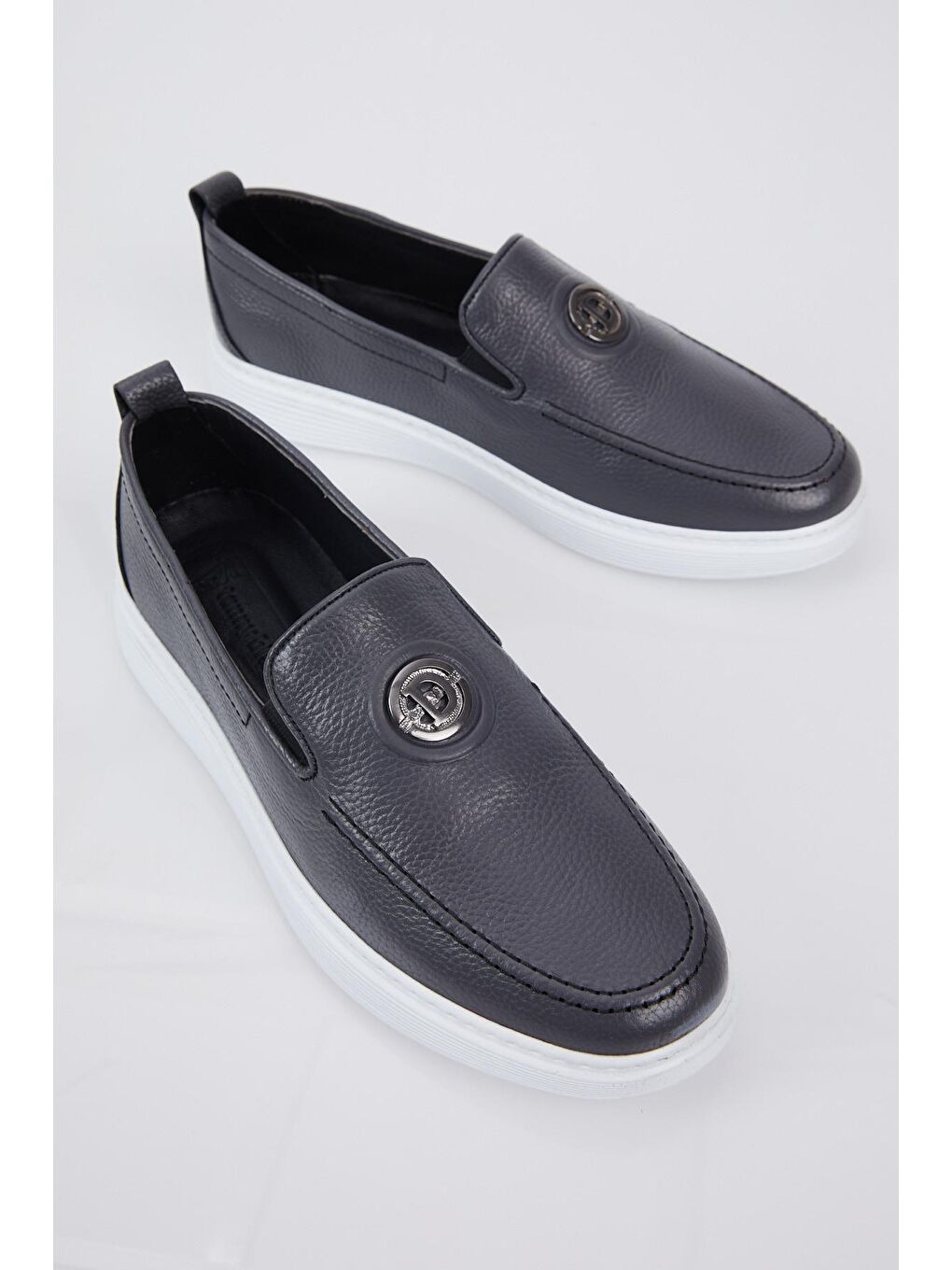 Erkek Gri Önü Toka Detaylı Rahat Kalıp Hakiki Deri Loafer-2