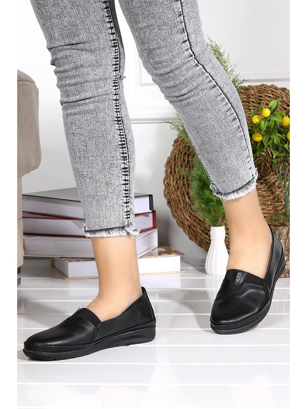 Siyah Günlük Rahat Anatomik Kadın Ayakkabı Pnt 673389-1
