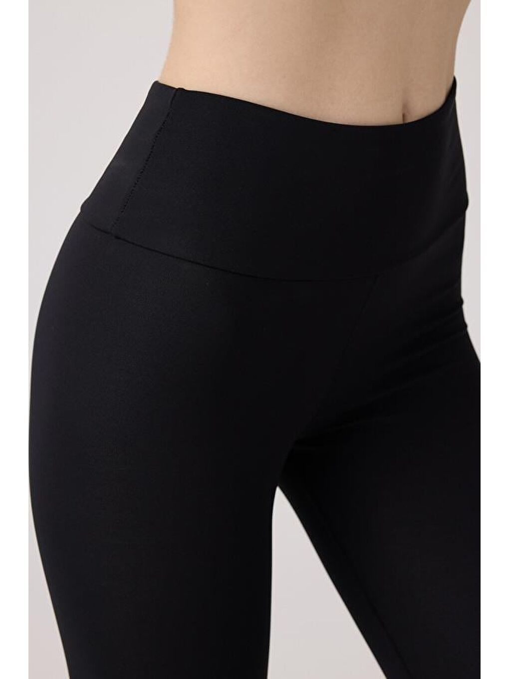 Siyah Toparlayıcı Yüksek Bel Kadın Spor Tayt-5