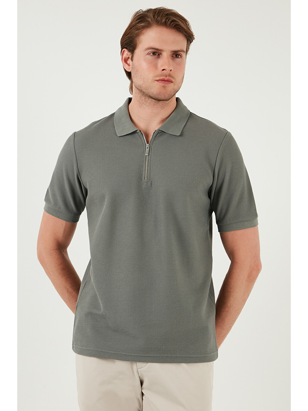 Haki Pamuklu Regular Fit Fermuarlı Erkek Polo Yaka %100 Pamuk Tişört 5902434-5