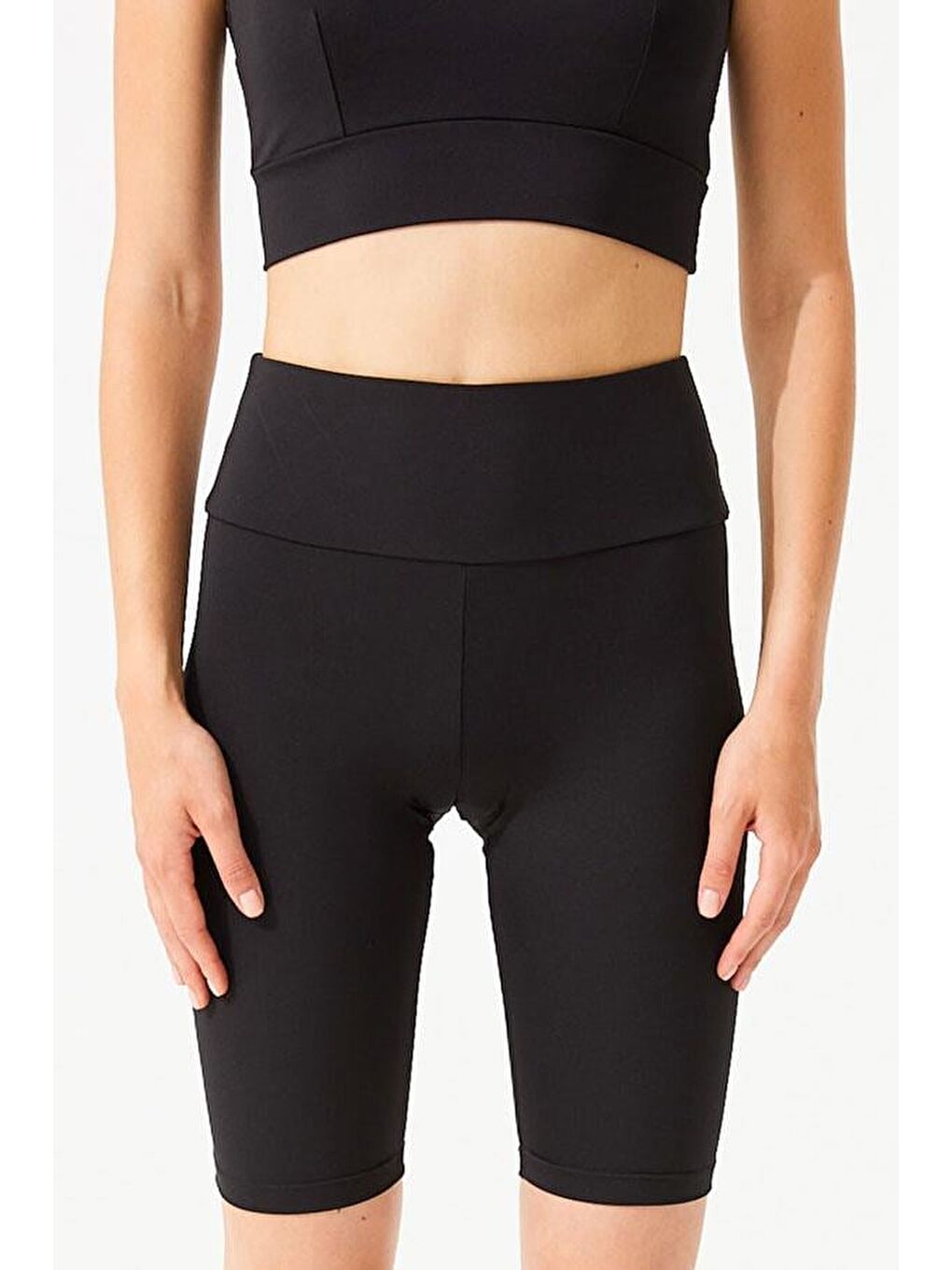 Siyah Toparlayıcı Yüksek Bel Kadın Bisikletçi Şort Tayt-3