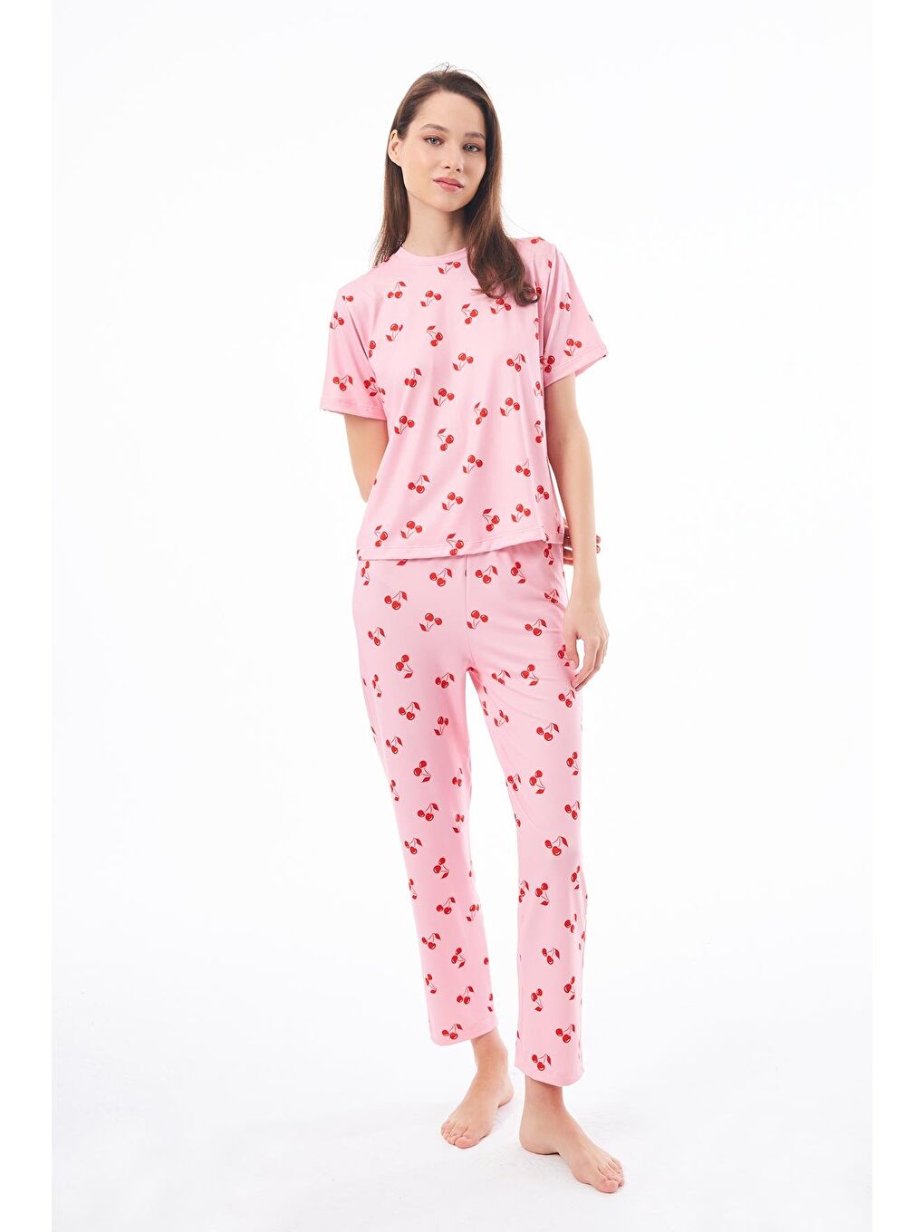 Pembe Premium Kadın Pijama Takımı Kiraz Desenli Yumuşak Dokulu Kısa Kollu Bisiklet Yaka-4