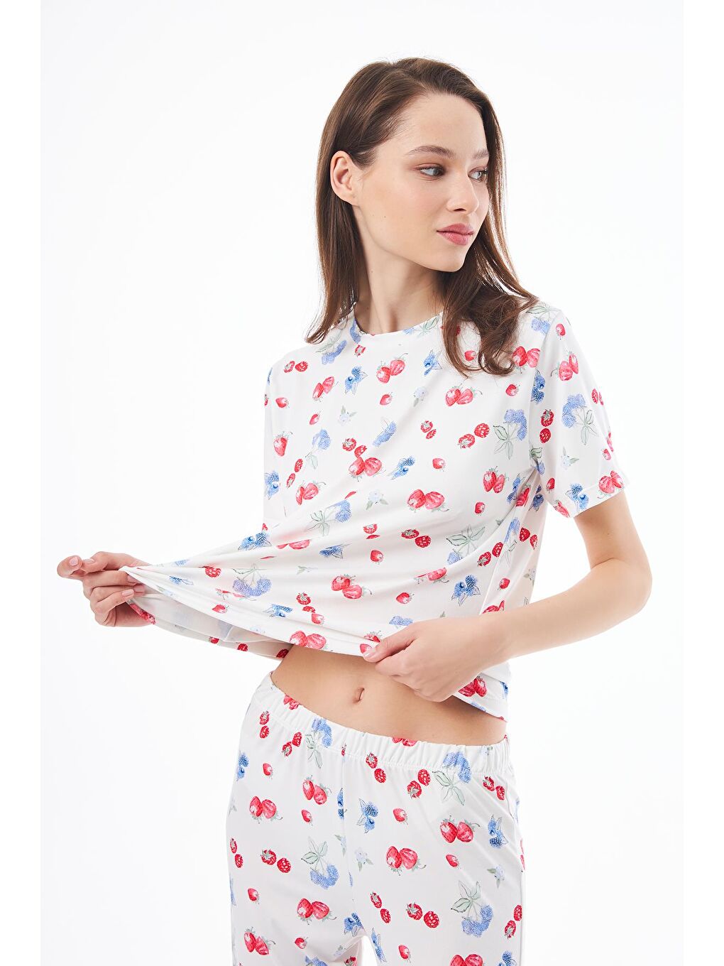 Ekru Premium Kadın Pijama Takımı Meyve Desenli Yumuşak Dokulu Kısa Kollu Bisiklet Yaka-2
