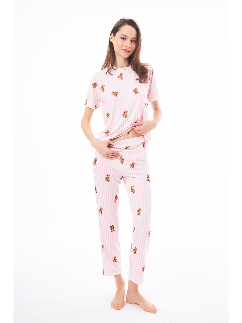 Pembe Premium Kadın Pijama Takımı Krem Ayıcık Desenli Yumuşak Dokulu Kısa Kollu Bisiklet Yaka-3