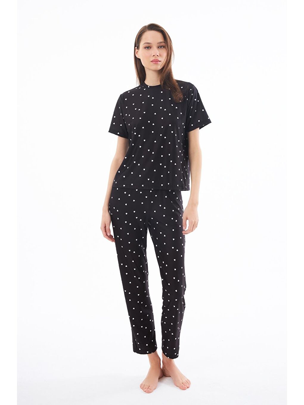 Premium Kadın Pijama Takımı Siyah Kalp Desenli Yumuşak Dokulu Kısa Kollu Bisiklet Yaka-5