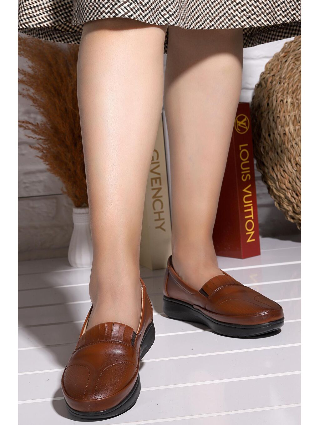 Kahverengi Rahat Konfor Özel Topuk Jeli Anne Günlük Ayakkabı P 04-1