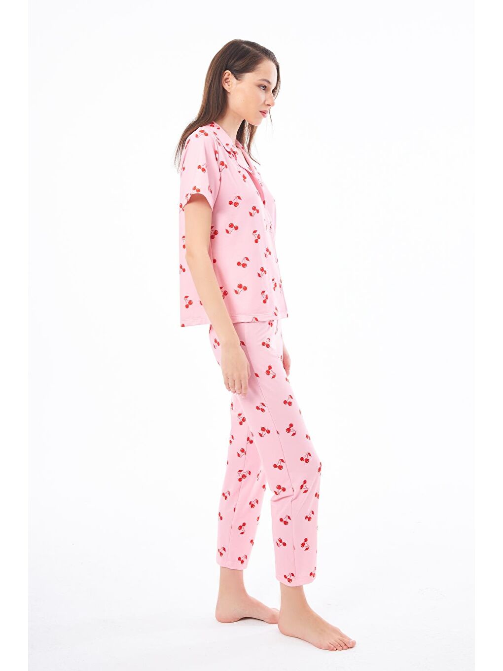 Pembe Premium Kadın Pijama Takımı Kiraz Desenli Yumuşak Dokulu Kısa Kollu Gömlek Yaka-4