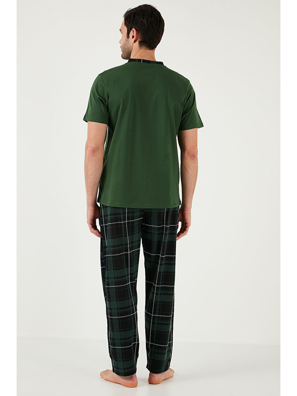 Yeşil Ekoseli Pamuklu Regular Fit Kısa Kollu Pijama Takımı 60961007-6