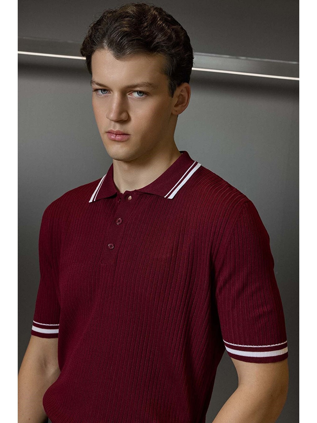 Erkek Regular Fit Pamuklu Kontrast Detaylı Polo Yaka T-shirt Bordo-3