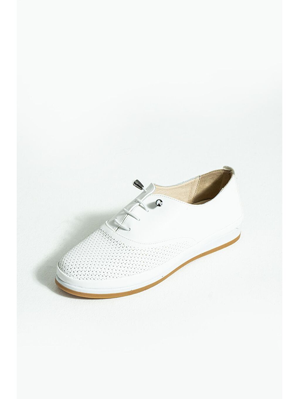 Beyaz İç Astarı Hakiki Deri Anatomik Taban Lazer Kesim Kadın Ayakkabı 43-1515-23-4