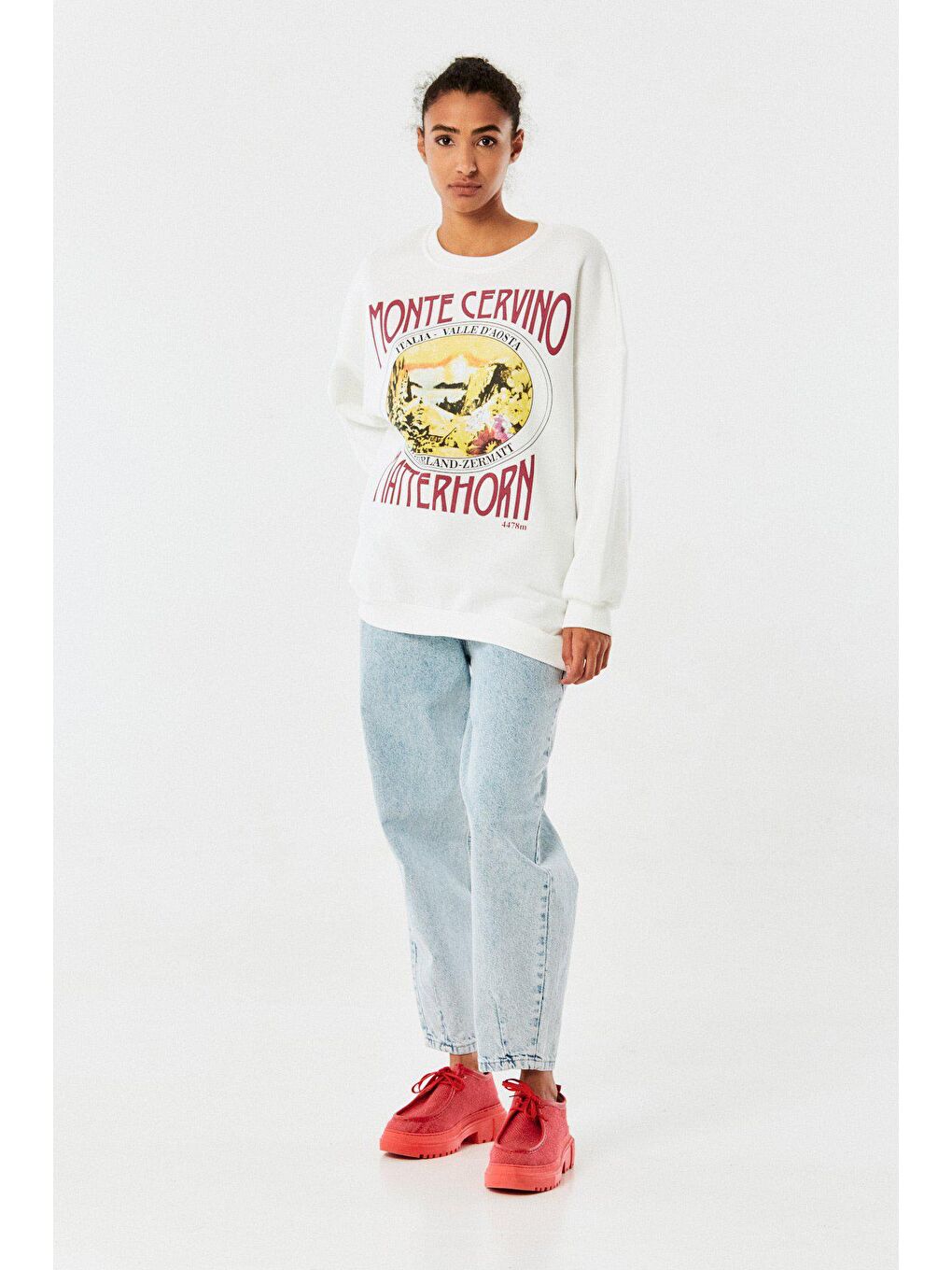 Ekru Baskılı Bisiklet Yaka Oversize Sweatshirt