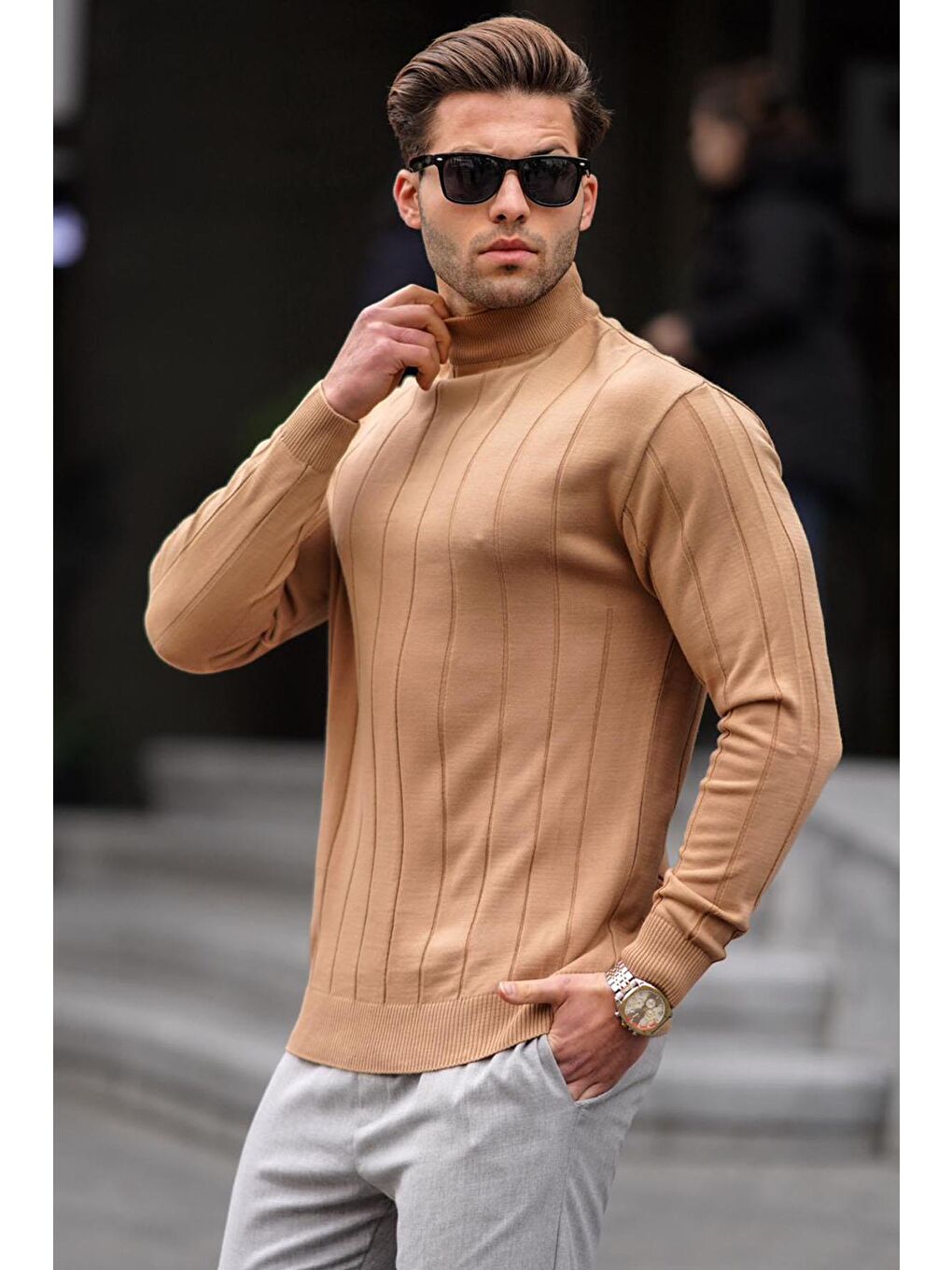 Bej Slim Fit Yarım Balıkçı Yaka Çizgili Tüylenmeyen Erkek Triko Kazak 6344-1