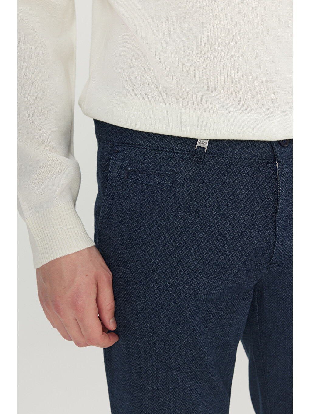 Erkek Lacivert Pamuklu Slim Fit Dar Kesim Yan Cepli Armürlü Esnek Casual Pantolon-3