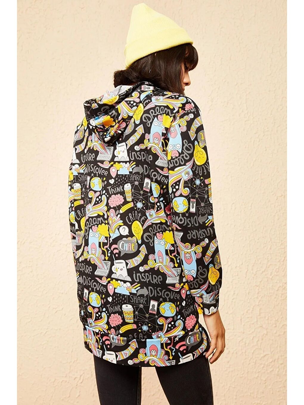 Siyah Kadın Multi Baskılı Kapüşonlu Sweatshirt-1