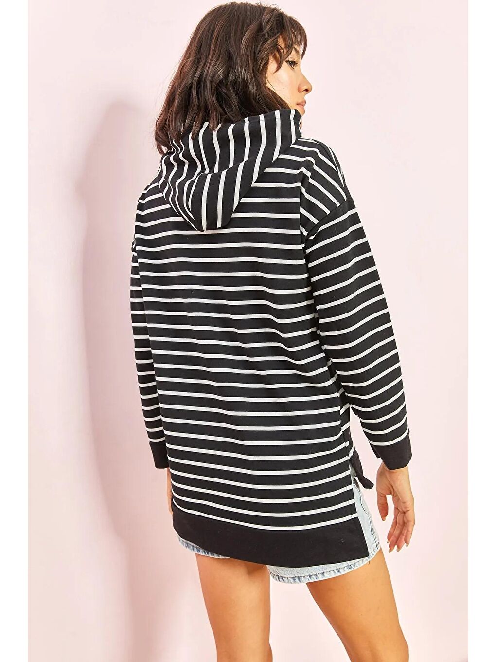 Siyah Kadın Kapüşonlu Garnili Çizgili Sweatshirt-1