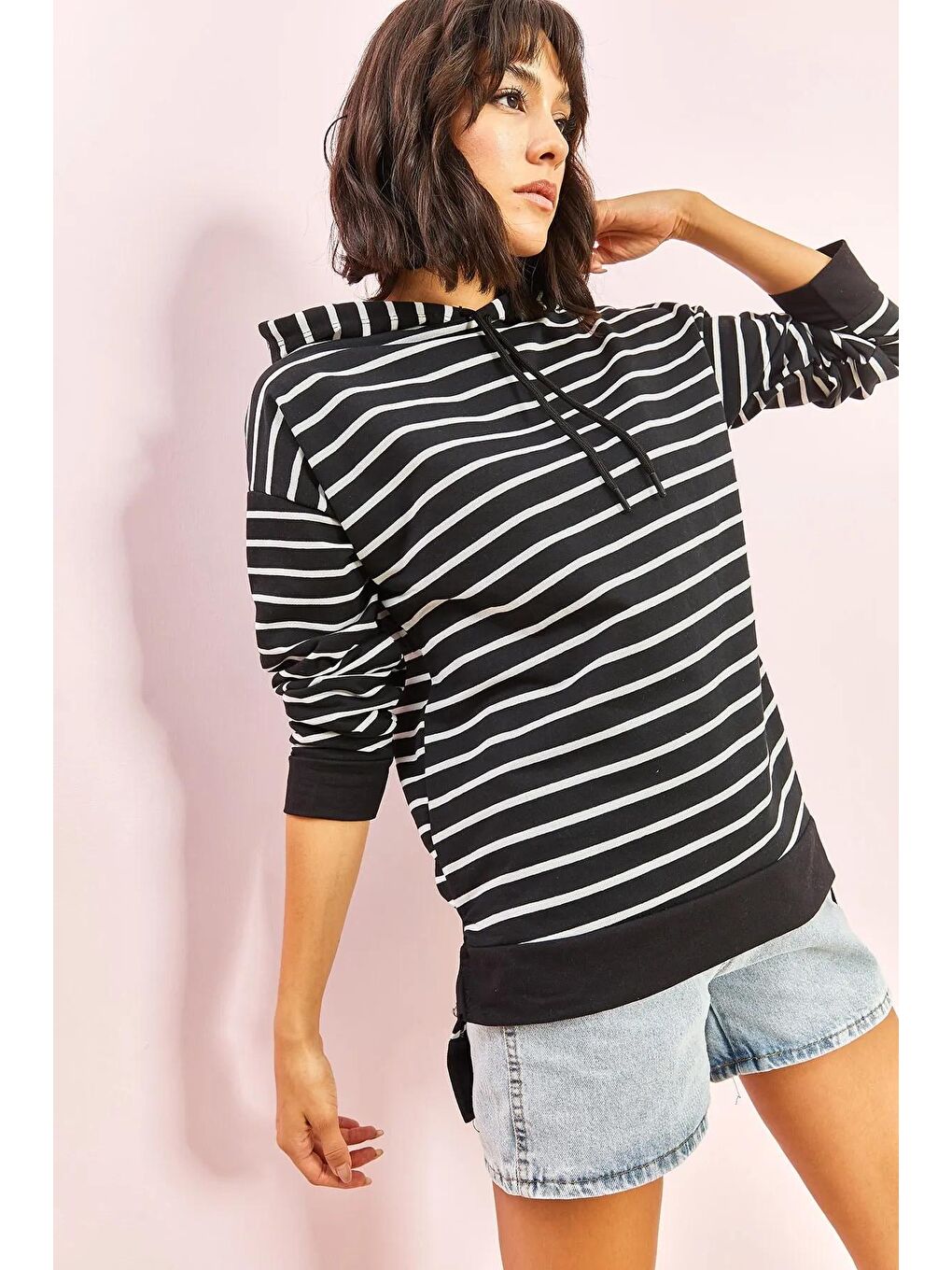 Siyah Kadın Kapüşonlu Garnili Çizgili Sweatshirt-2