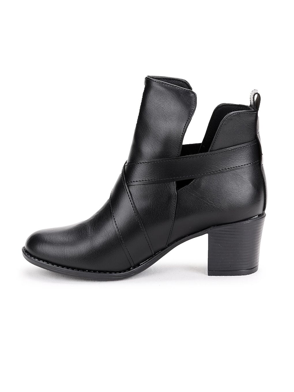 Siyah Cilt Kemerli 6 Cm Topuklu Kadın Bot Ayakkabı 8422-839-4