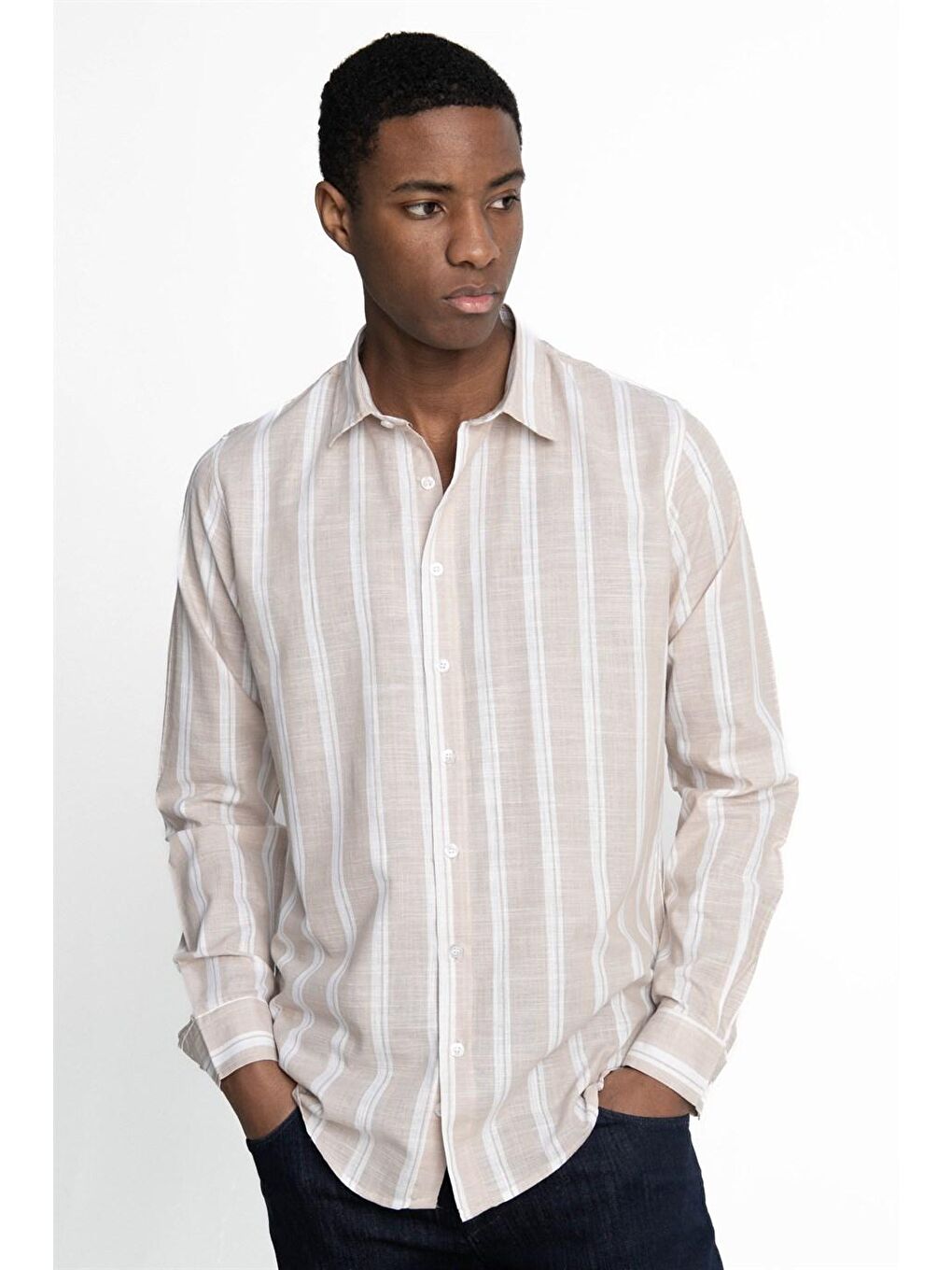 Bej Slim Fit Uzun Kol Çizgili Yaka İçi Biyeli Ketenli Erkek Gömlek