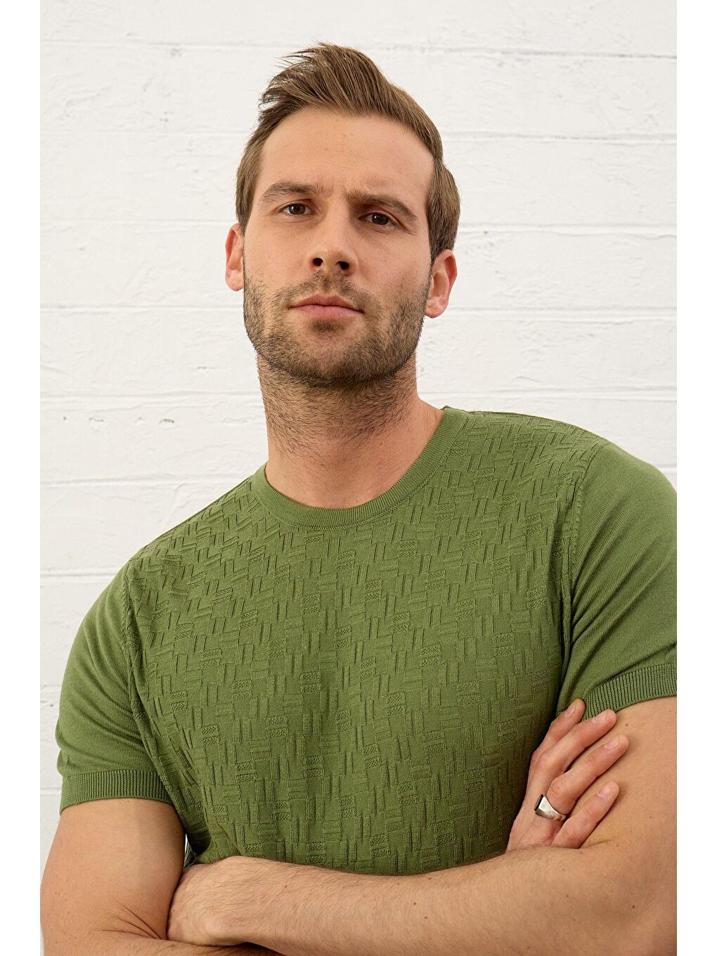 Erkek Desenli Bisiklet Yaka Slim-Fit Kalıp İnce Triko Tişört Yeşil-3