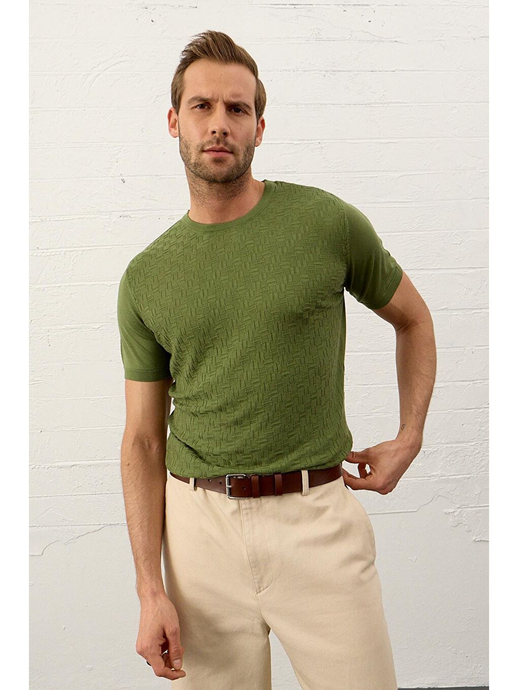 Erkek Desenli Bisiklet Yaka Slim-Fit Kalıp İnce Triko Tişört Yeşil-5