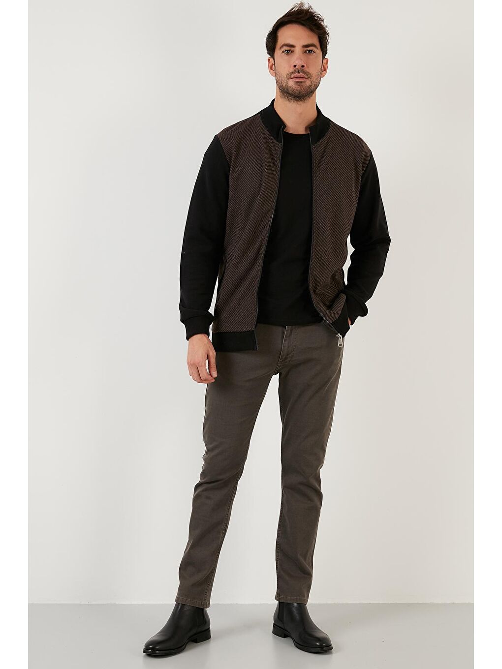 Kahverengi Pamuklu Regular Fit Fermuarlı Dik Yaka Hırka 59052112-1