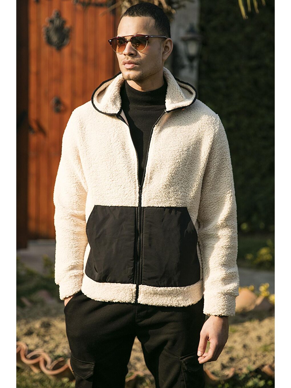 Ekru Regular Fit  Kapüşonlu Polar Fermuarlı Sweatshirt 5909005