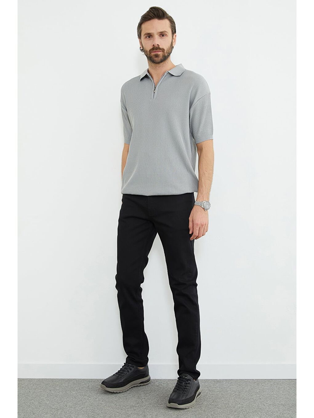 Siyah Fermuarlı Straight Jean Pantolon-3