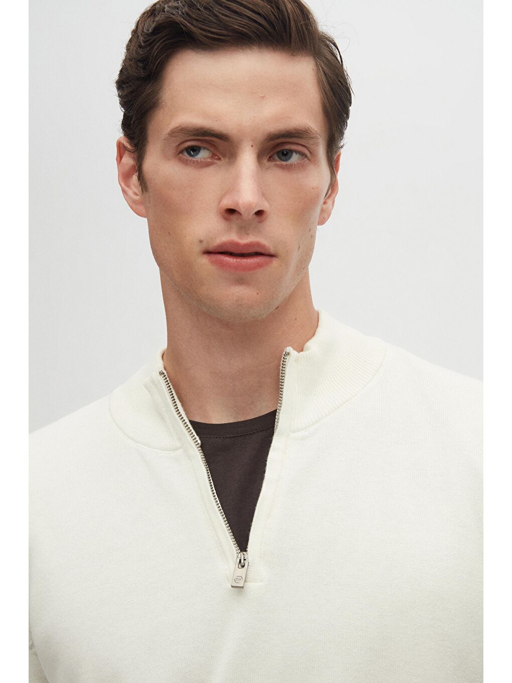 Slim Fit Ekru Yarım Fermuarlı Triko Kazak-1