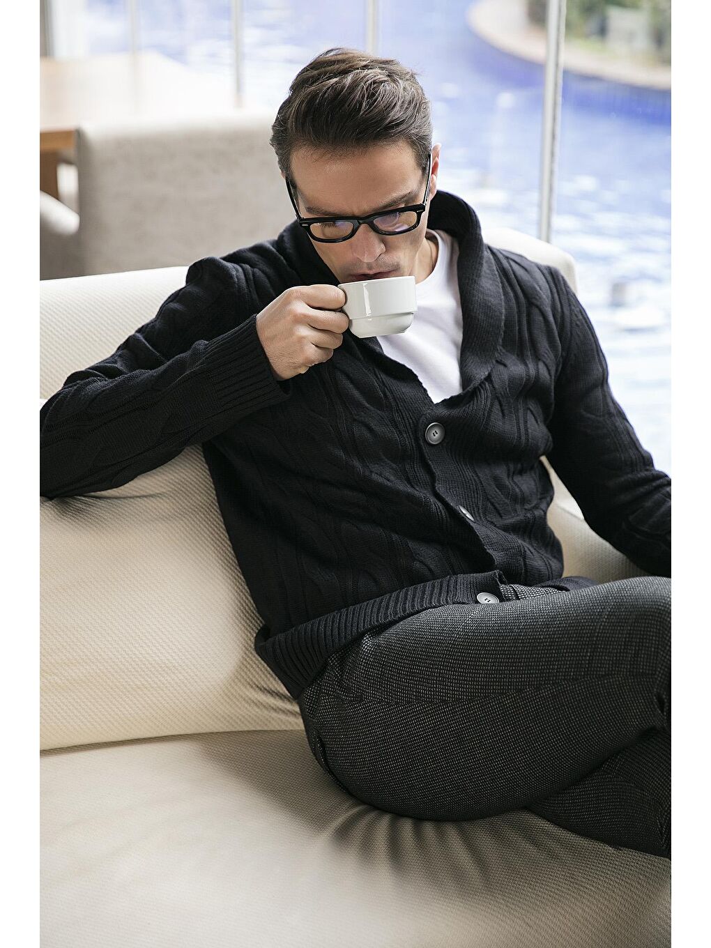 Siyah Slim Fit Düğmeli % 100 Soft Akrilik Örme Hırka 4617005