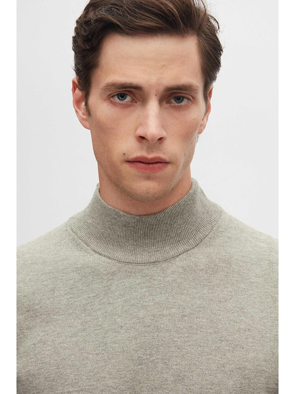 Regular Fit Gri Pamuk Karışımlı Yarım Balıkçı Triko Kazak-2