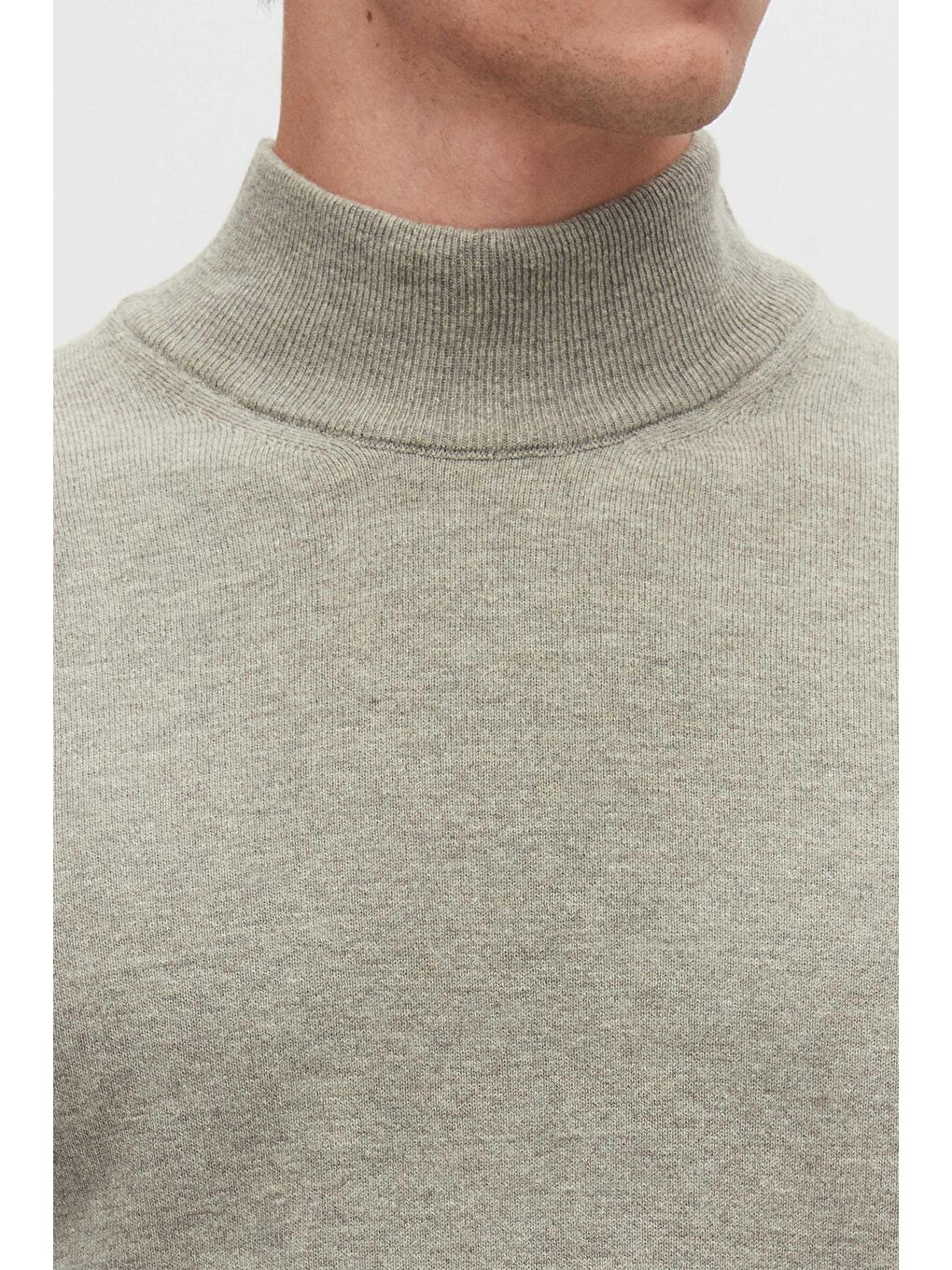 Regular Fit Gri Pamuk Karışımlı Yarım Balıkçı Triko Kazak-3