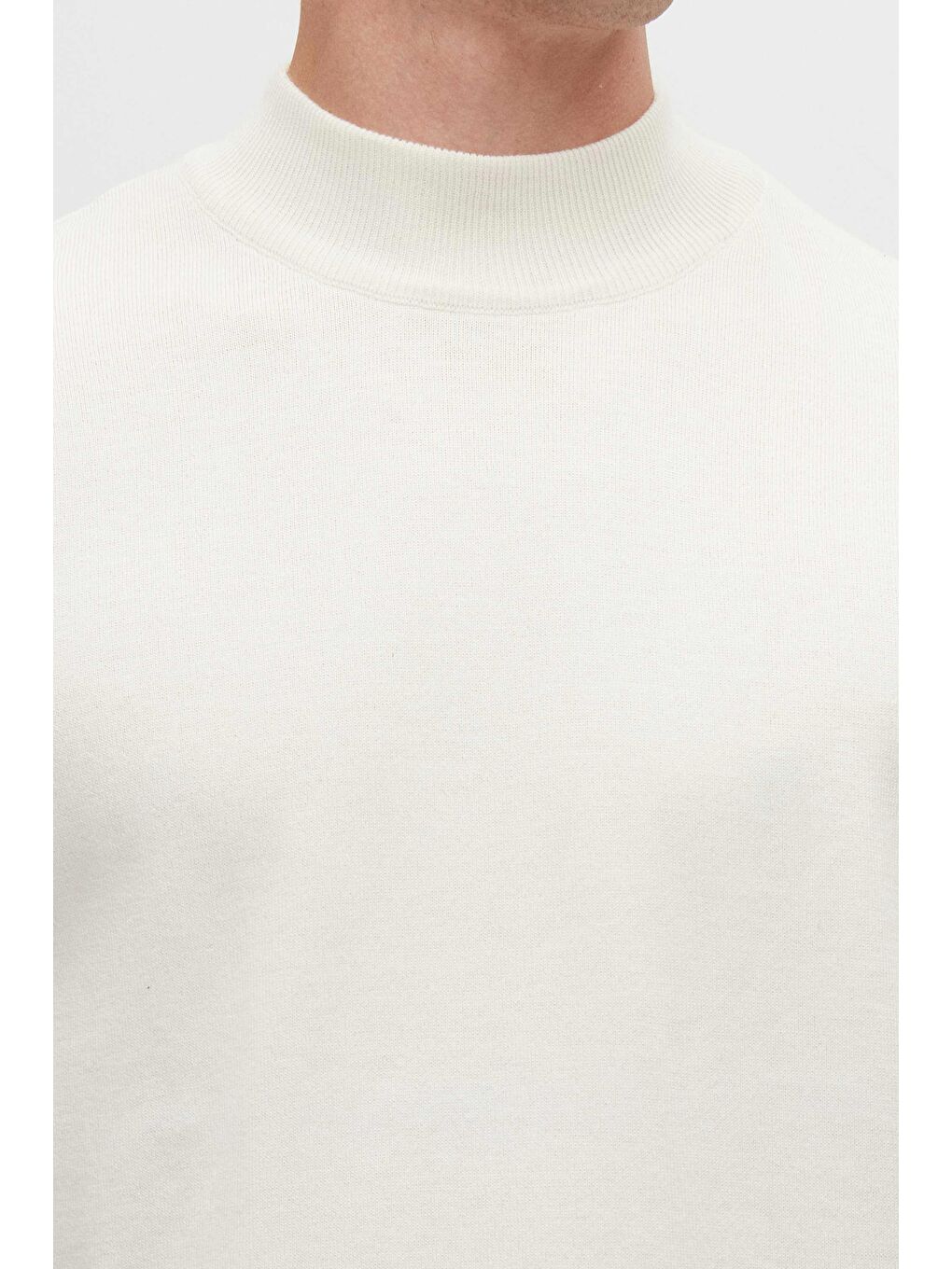 Regular Fit Ekru Pamuk Karışımlı Yarım Balıkçı Triko Kazak-2