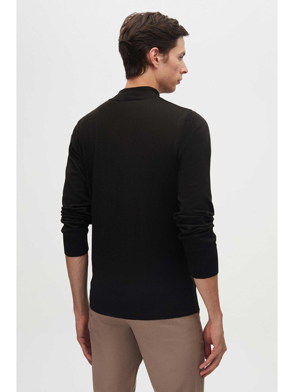 Regular Fit Siyah Pamuk Karışımlı Yarım Balıkçı Triko Kazak-5