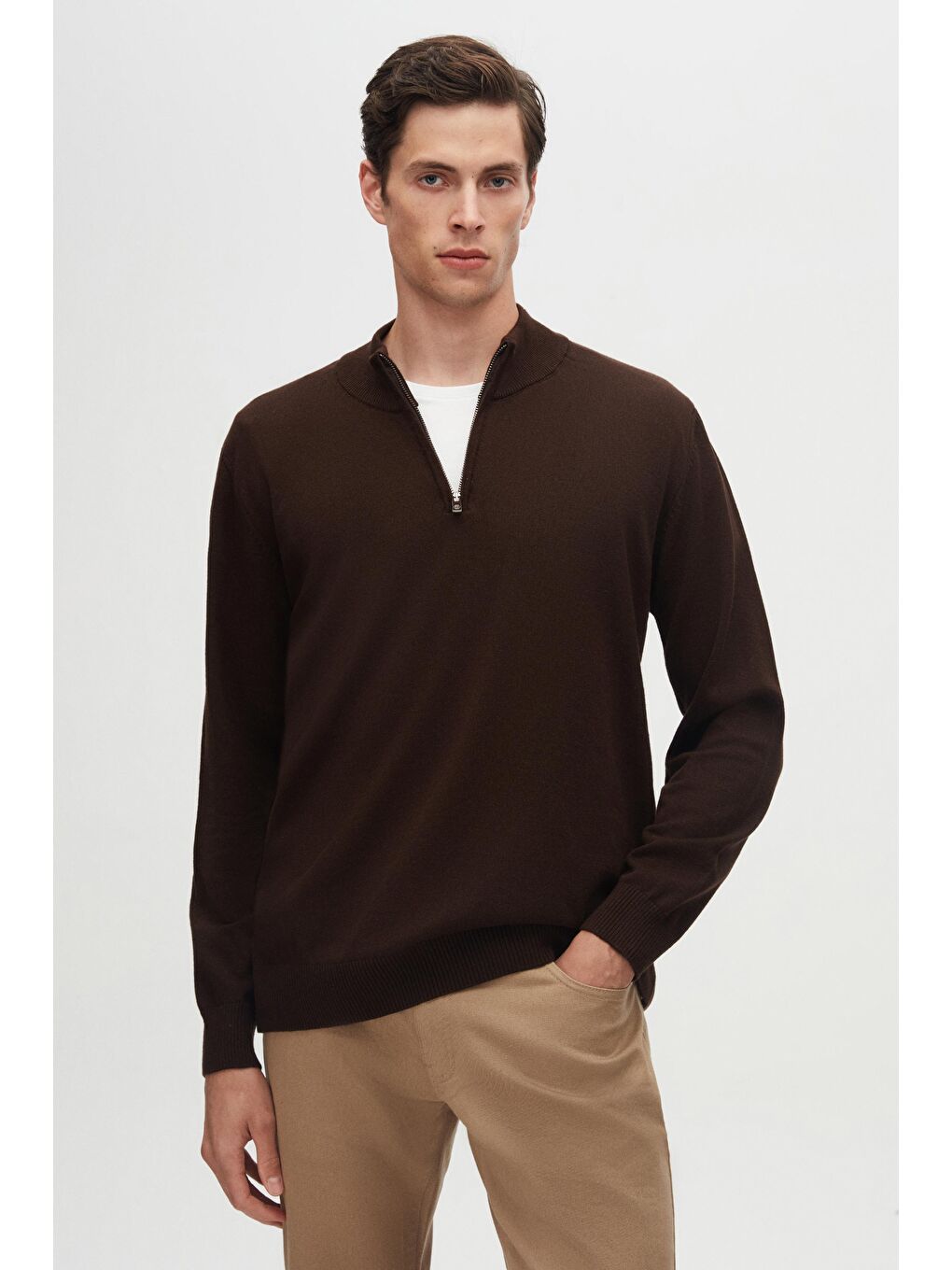 Slim Fit Kahverengi Yarım Fermuarlı Triko Kazak