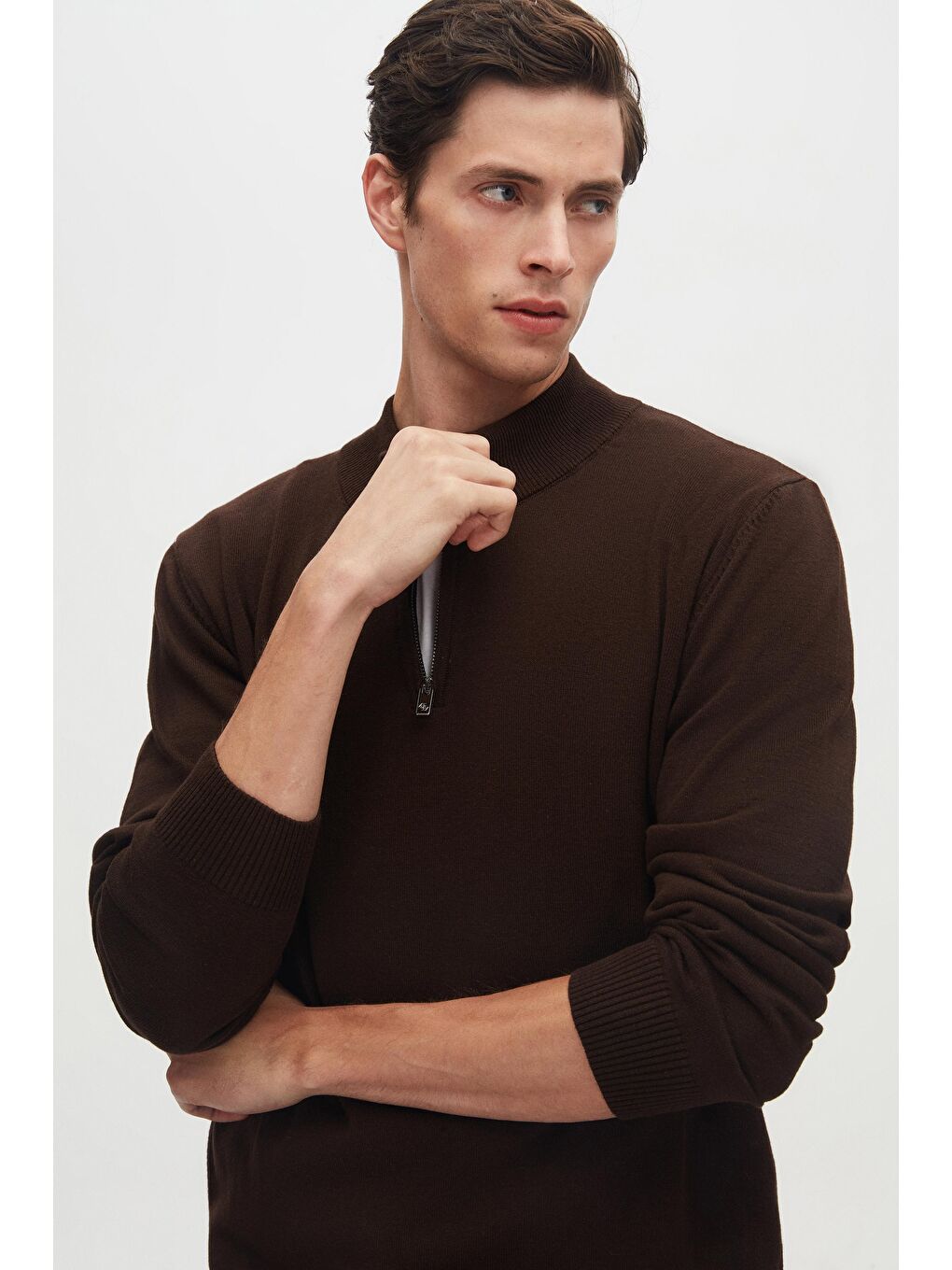 Slim Fit Kahverengi Yarım Fermuarlı Triko Kazak-3