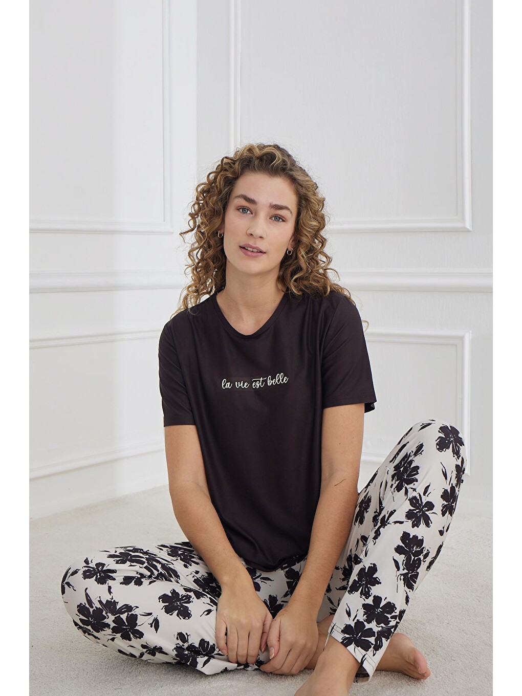 Siyah Marla Kadın  Bisiklet Yaka Pijama Takım | 30102-1