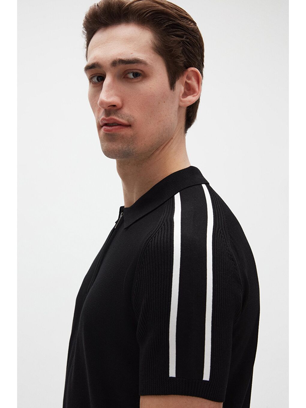 Slim Fit Siyah Rayon Polo Yaka Fermuarlı Triko Tişört-3