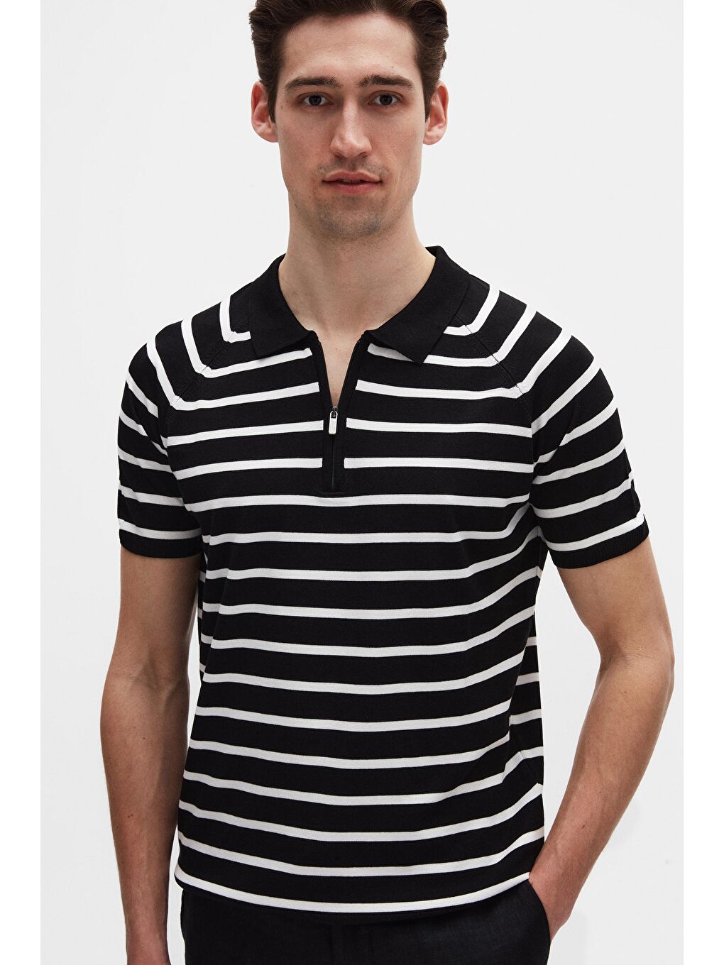 Slim Fit Siyah Rayon Polo Yaka Fermuarlı Triko Tişört