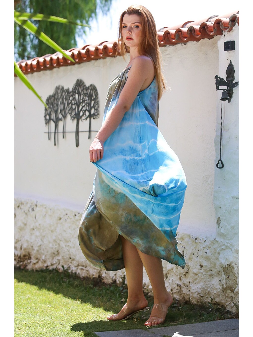 İtalyan Mavi-Bej Batik Ayarlanabilir Askılı Casual Viskon Dokuma Elbise 130 64-7