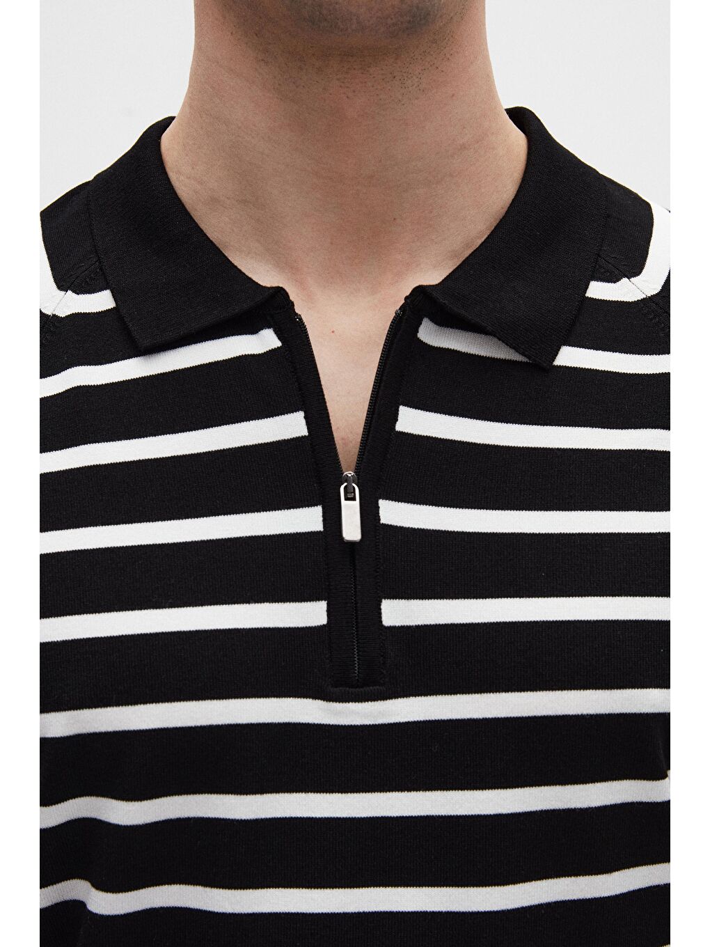 Slim Fit Siyah Rayon Polo Yaka Fermuarlı Triko Tişört-5