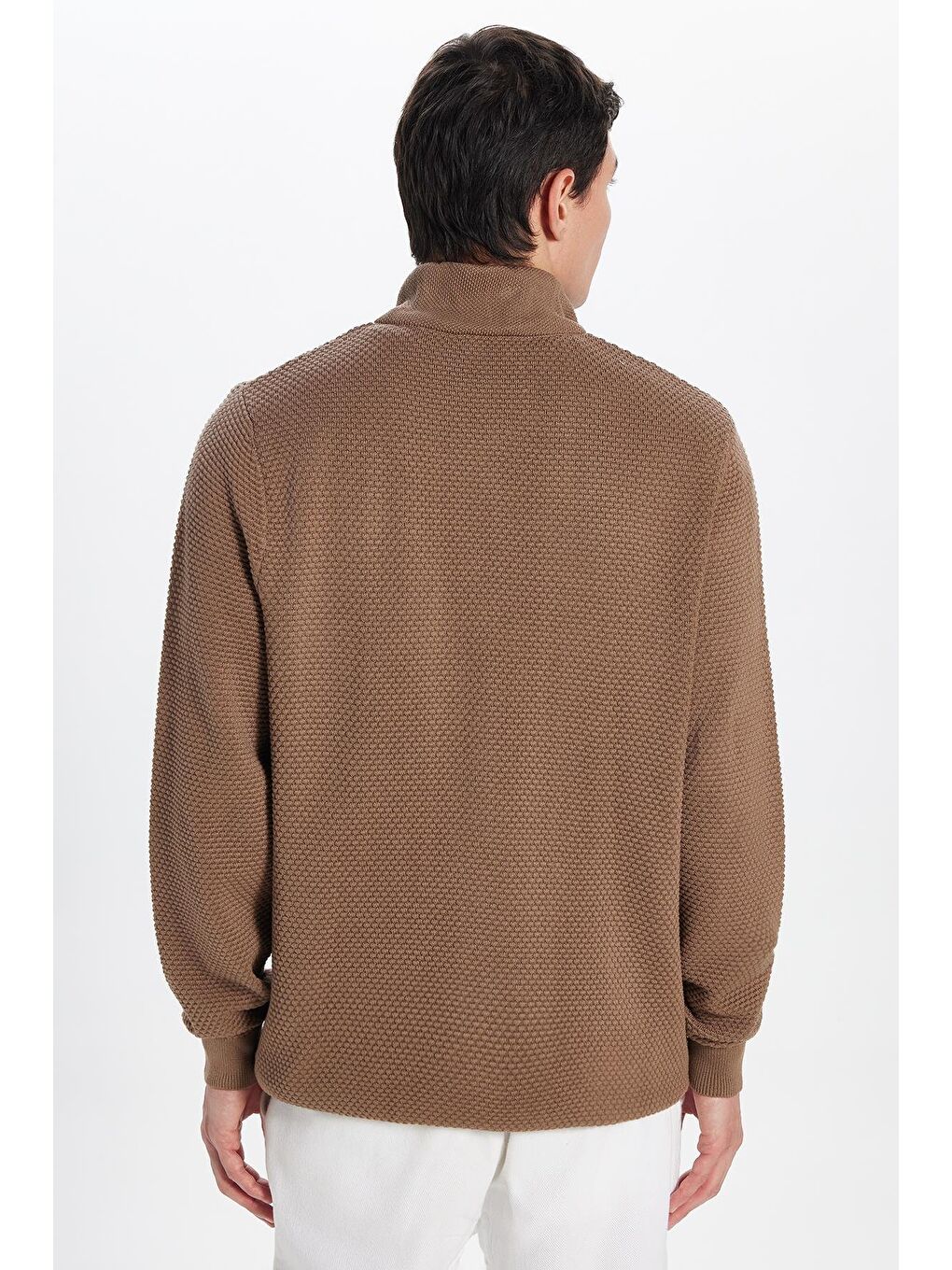 Kahverengi Erkek Standart Fit Normal Kesim Desenli Yarım Balıkçı Yaka Fermuarlı Kahve Hırka-4