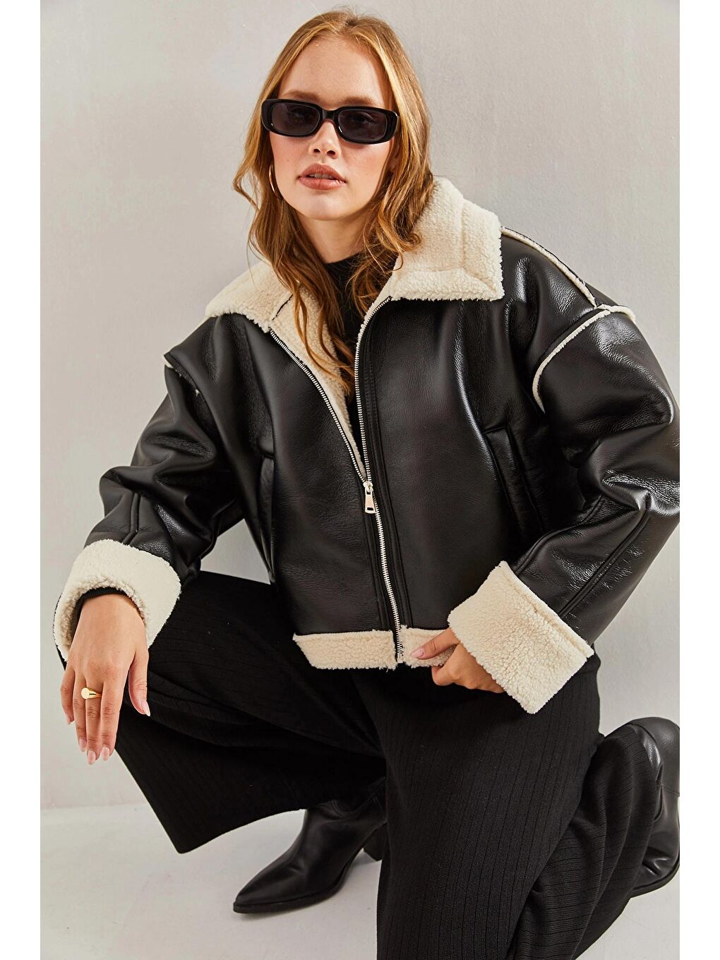 Siyah Kadın Kürklü Yandan Cepli Suni Deri Biker Mont-1