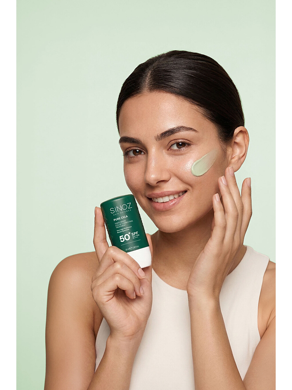 Pure Cica Tiger Grass Anında Ton Eşitleyici Onarıcı Nemlendirici Spf50 Sıvı Yüz Güneş Kremi-6