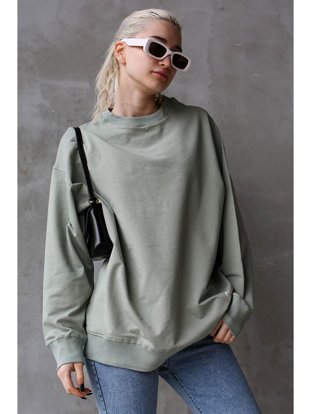 Madmext Nane Yeşili Mint Yeşili Basic Oversize Kadın Sweatshirt MG1686