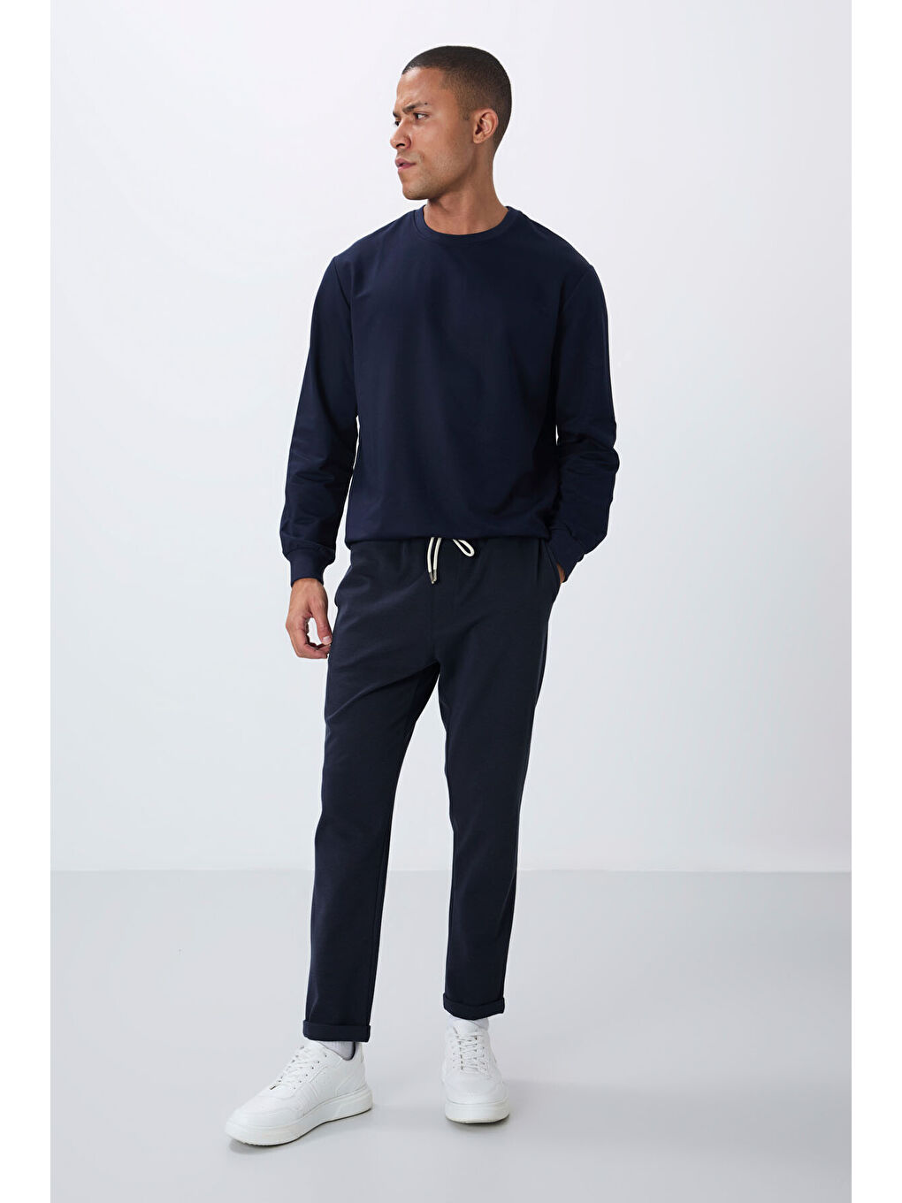 Lacivert Parlament Yüzeyi Dokulu Standart Fit Erkek Eşofman Alt - 82154