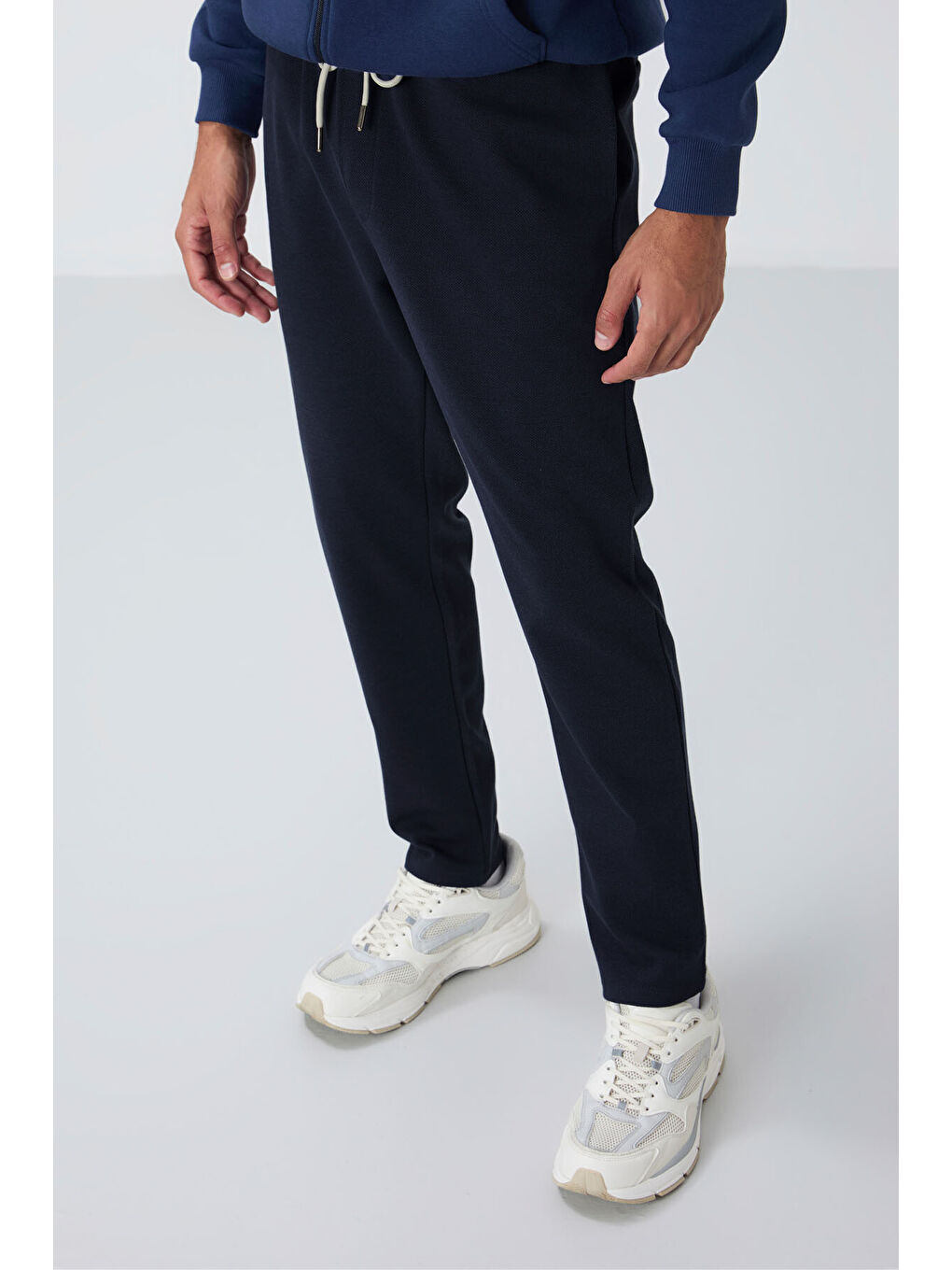 Lacivert Parlament Yüzeyi Dokulu Standart Fit Erkek Eşofman Alt - 82155-3