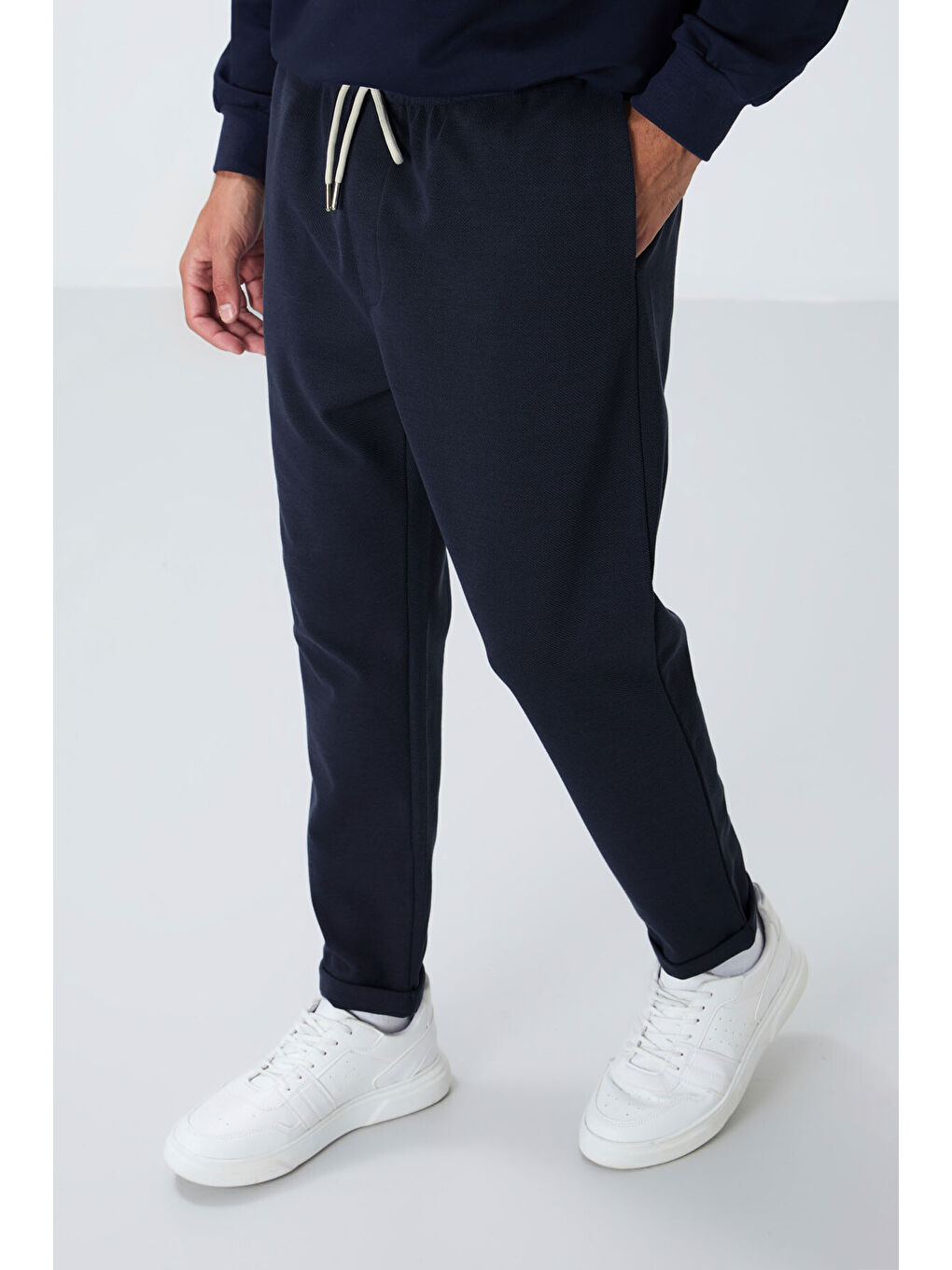 Lacivert Parlament Yüzeyi Dokulu Standart Fit Erkek Eşofman Alt - 82154-1